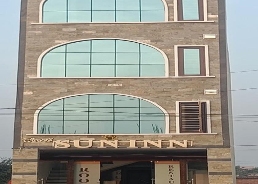 Punjab Patiala Hotel Exterior