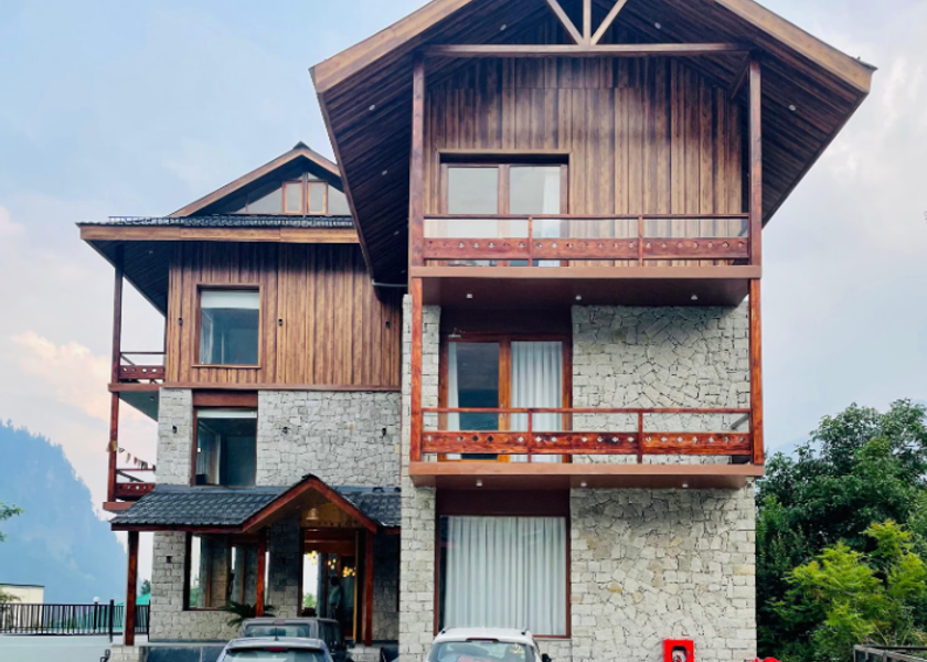 Himachal Pradesh Manali Hotel Exterior
