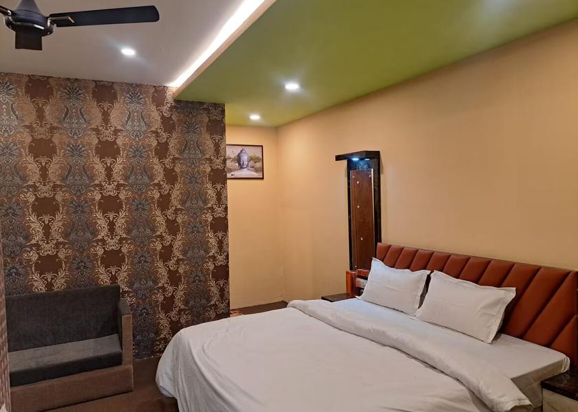 Odisha Bhadrak Deluxe AC