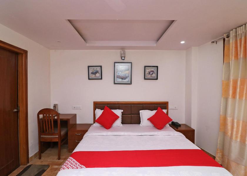 Himachal Pradesh Sarahan Deluxe Room