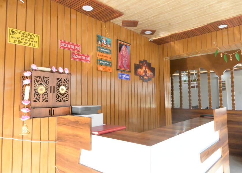 Uttarakhand Badrinath Hotel Exterior