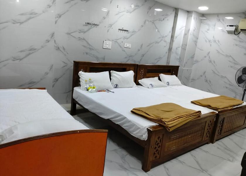 Tamil Nadu Tiruvannamalai Deluxe Room