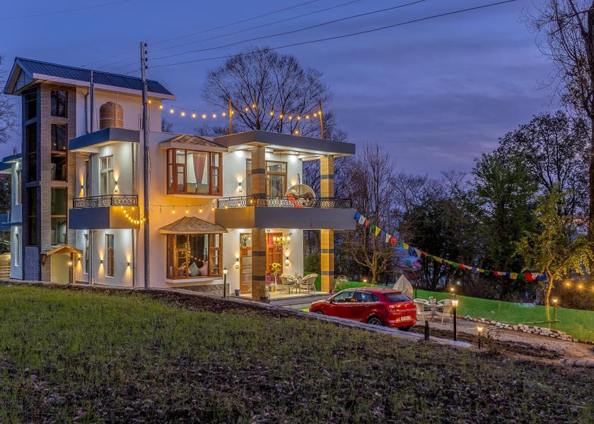 Himachal Pradesh Bir Neighbourhood