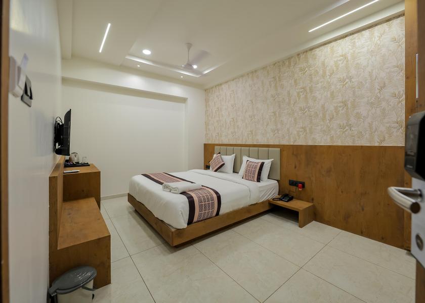 Gujarat Somnath Delux Room with King Bed