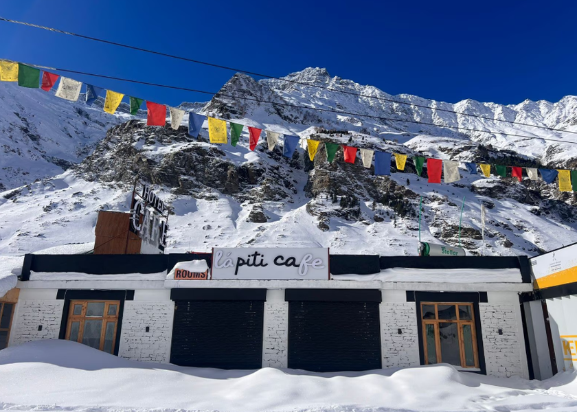 Himachal Pradesh Sissu Hotel Exterior