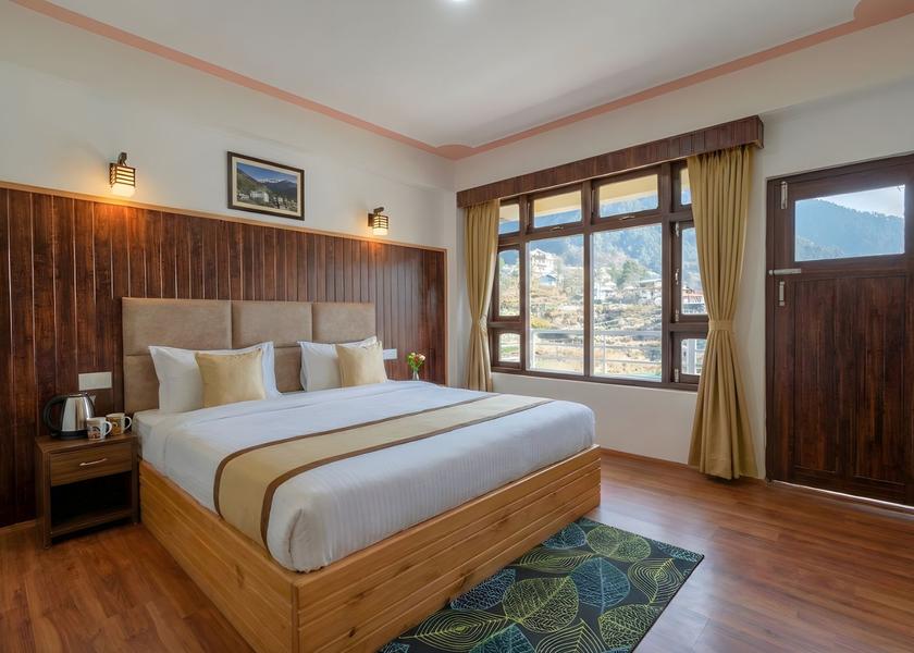 Sikkim Lachung Premium View Rooms (Private Balconies)