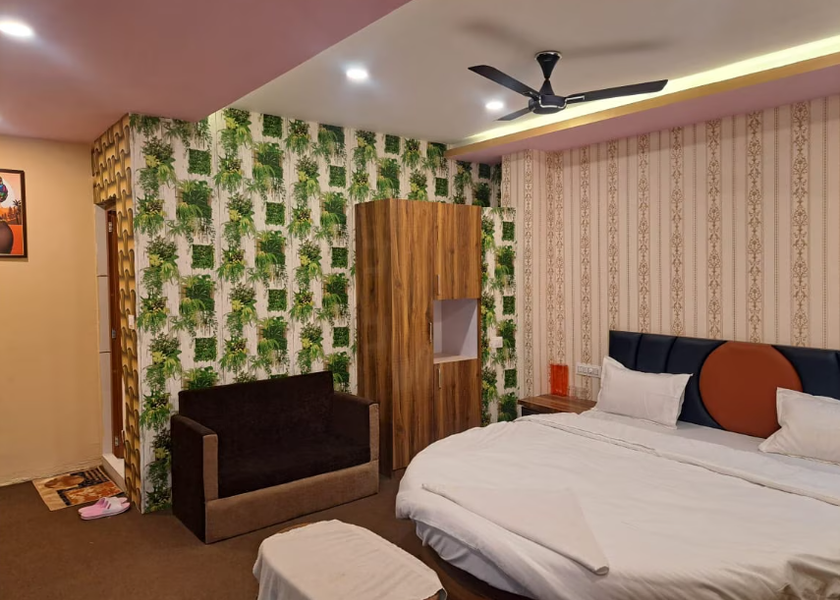 Jharkhand Giridih Standard Room