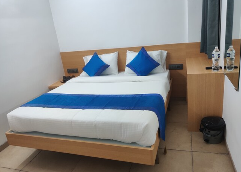 Maharashtra Satara Hotel Exterior