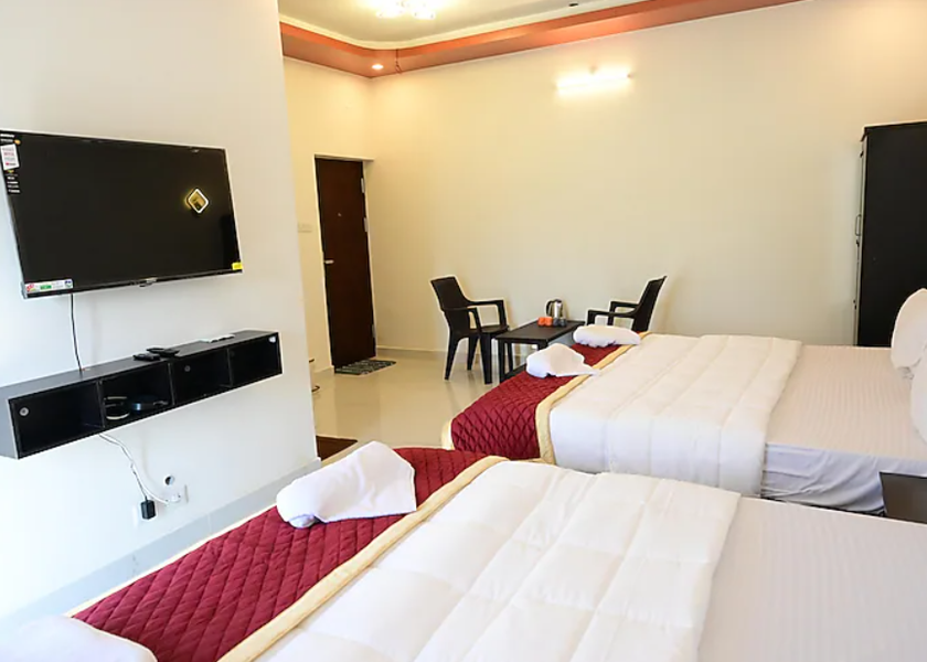 Tamil Nadu Yelagiri Luxury Suite with Hill View