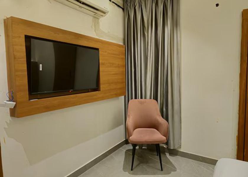 Uttar Pradesh Aligarh Deluxe Room