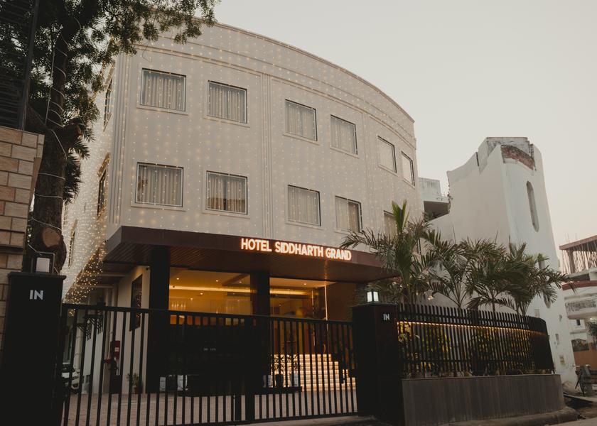 Uttar Pradesh Varanasi Hotel Exterior