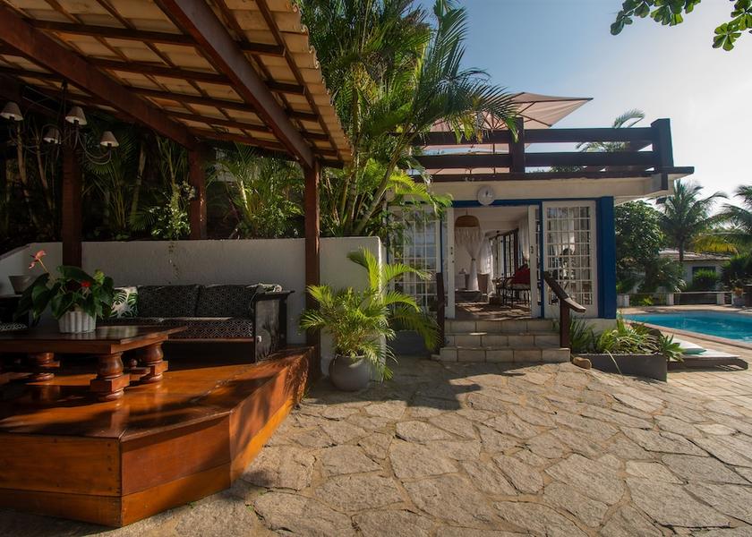 Rio de Janeiro State Búzios Reception