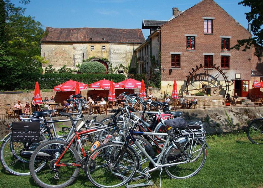 Flemish Region Riemst Sports and activities