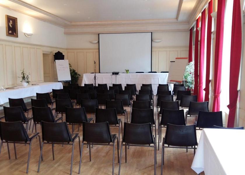 Grand Est La Petite-Pierre Business center