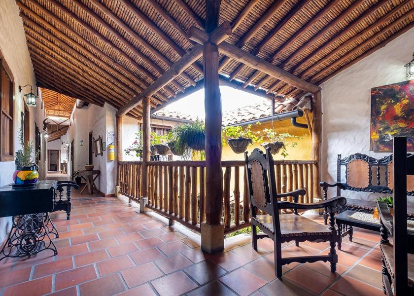 Santander Giron Facilities