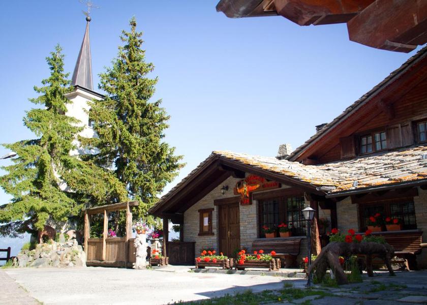 Valle d'Aosta Saint-Nicolas Entrance