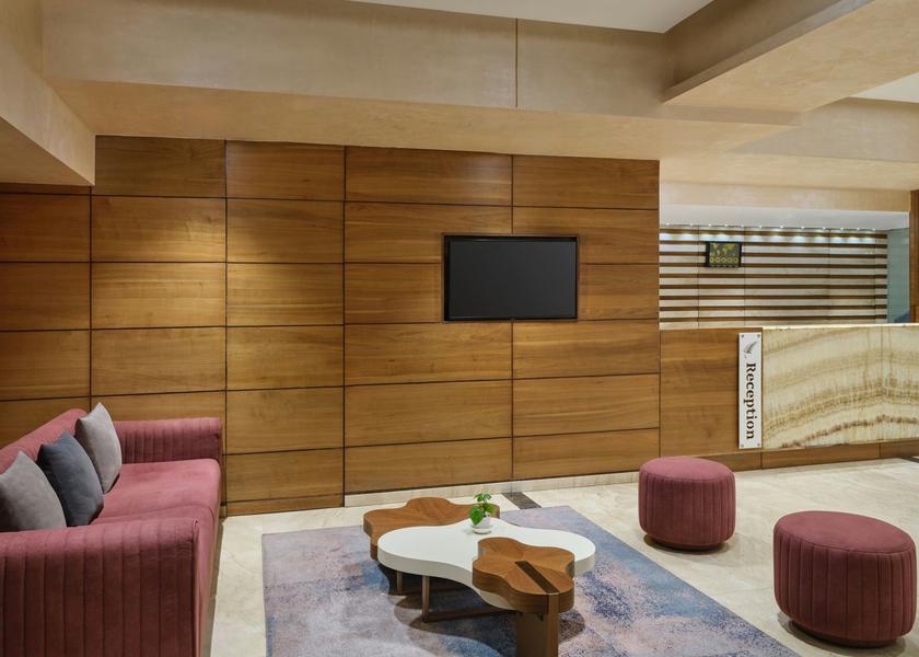 Gujarat Ahmedabad Lobby - TV - Sofa - Reception Desk