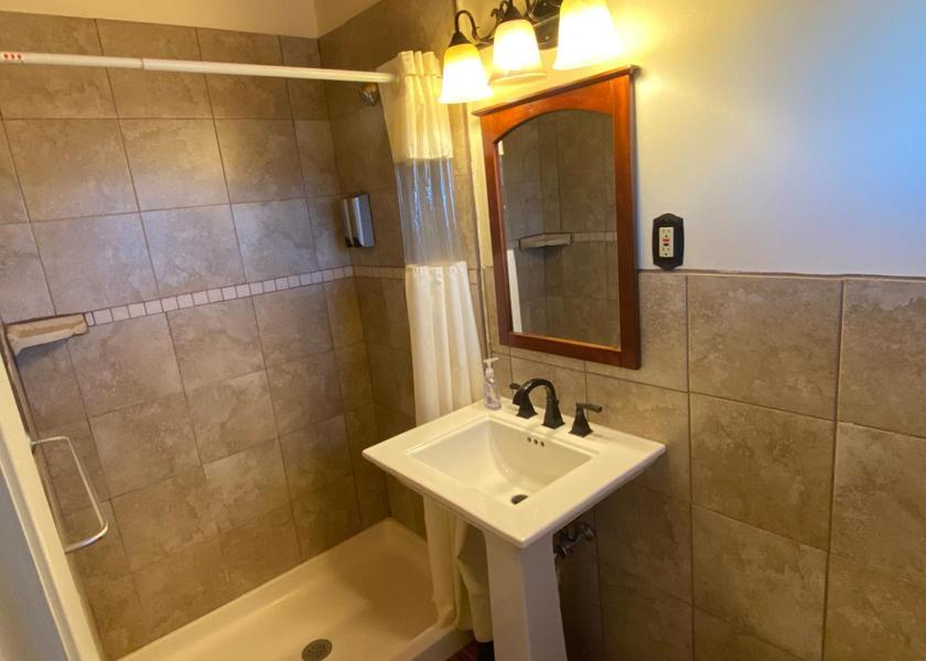 Vermont Bondville Deluxe Queen Room