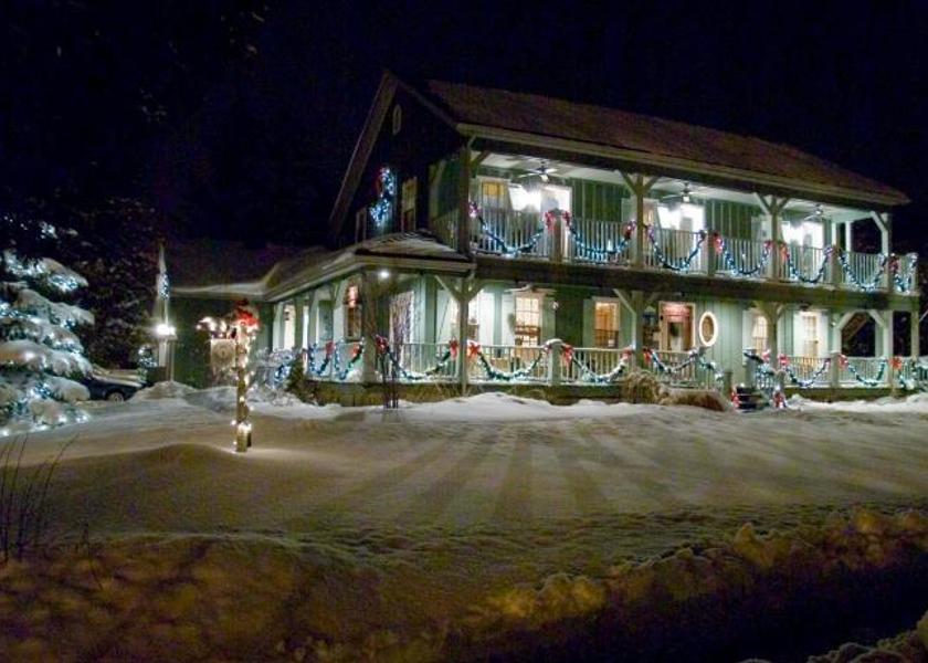 Ontario Niagara-on-the-Lake Entrance