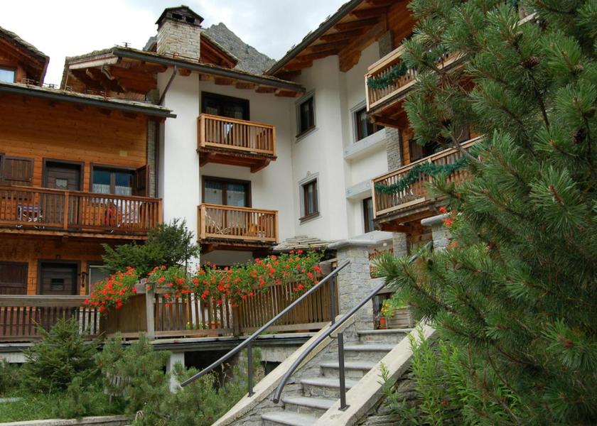Valle d'Aosta Gressoney-Saint-Jean Entrance