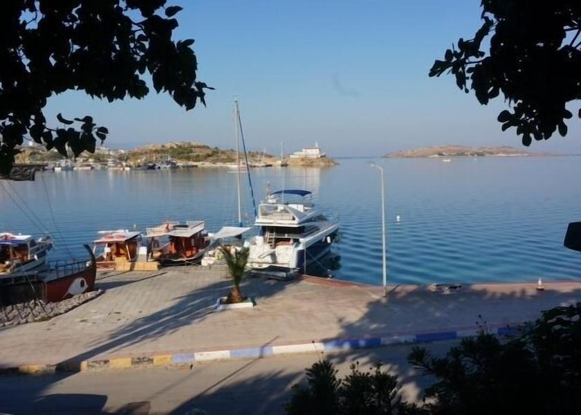 Izmir Foça Dock