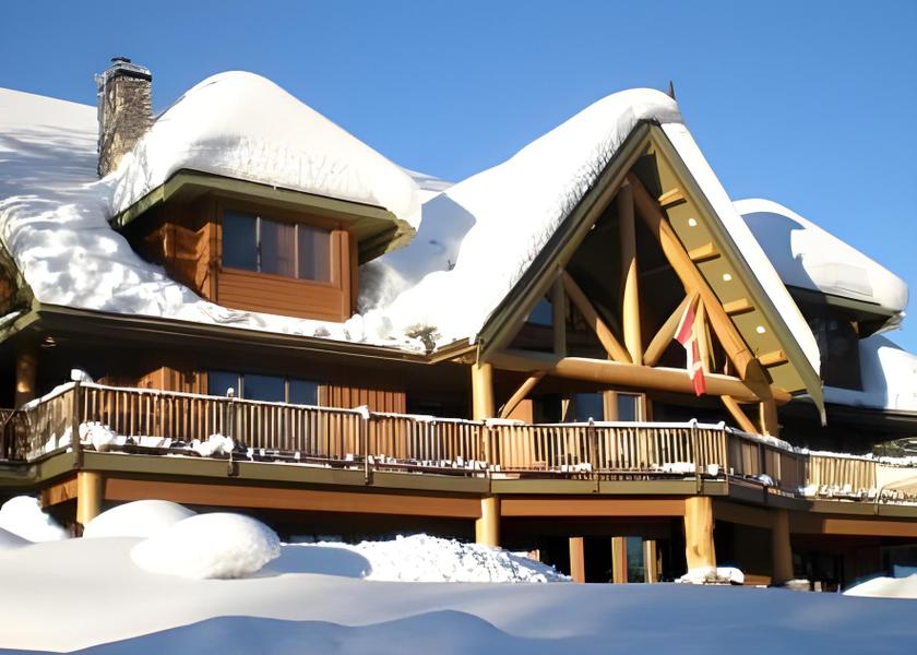 British Columbia Golden Exterior view