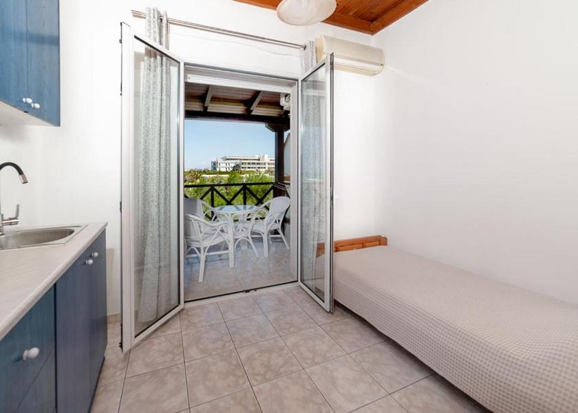 Crete Malevizi Triple Room