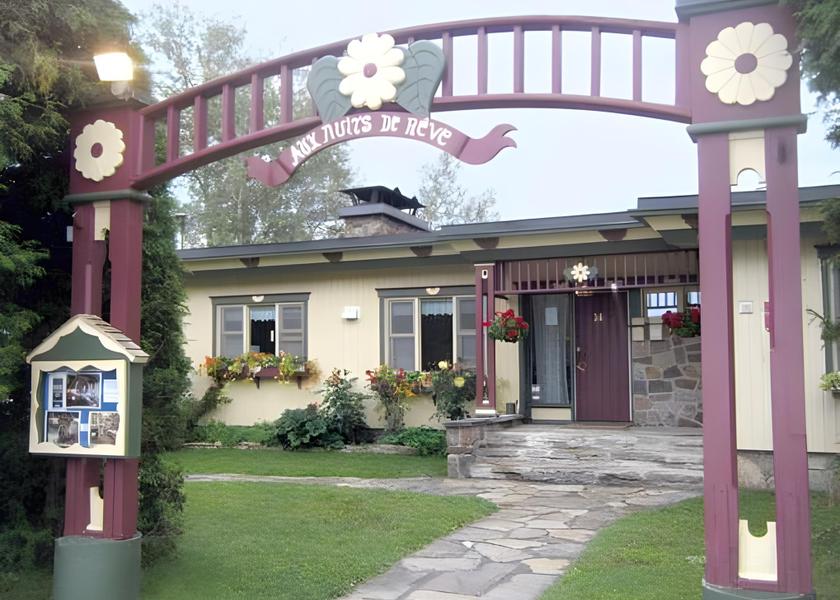 Quebec Sainte-Agathe-des-Monts Exterior view
