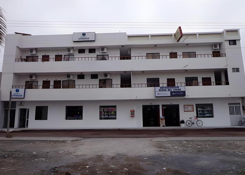 Galápagos Puerto Villamil Exterior view