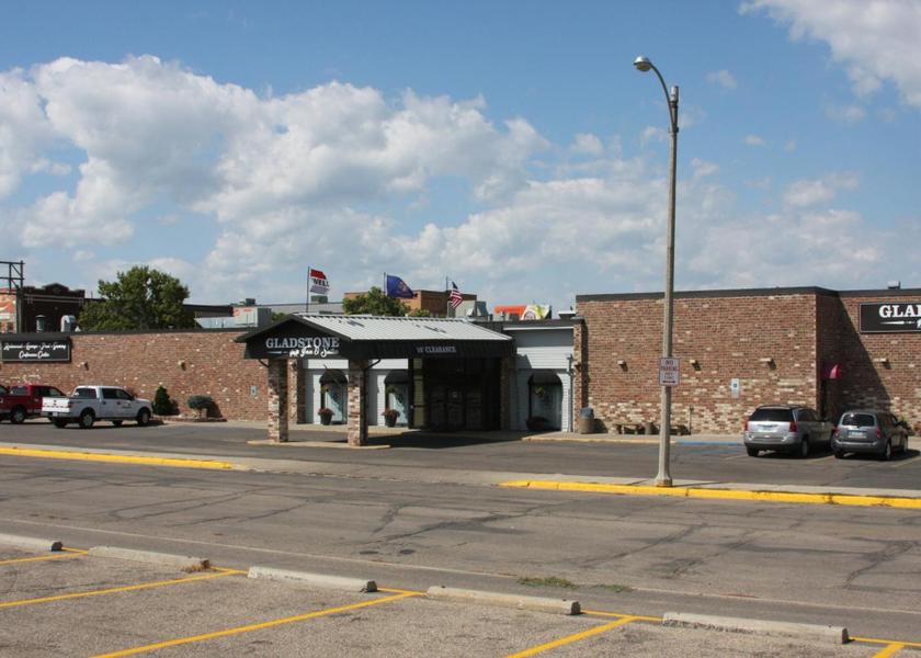 North Dakota Jamestown Exterior view
