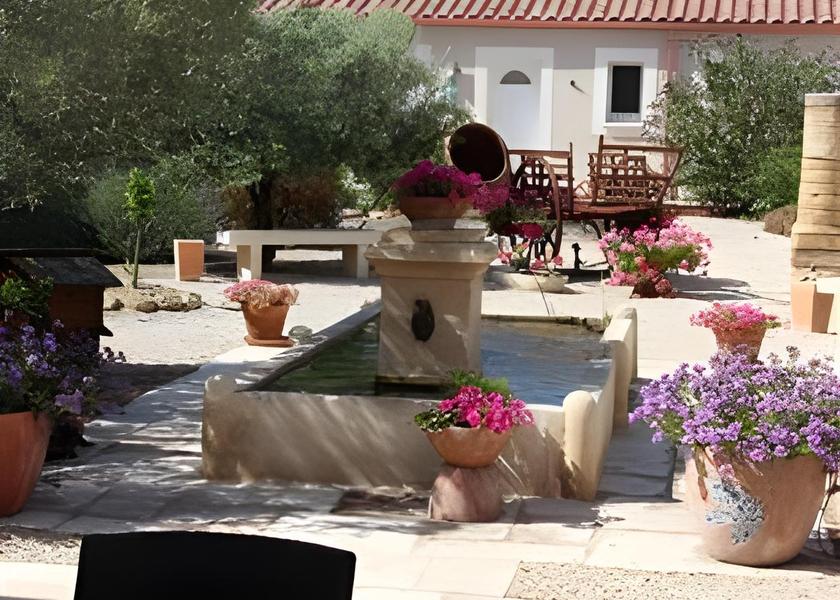 Provence-Alpes-Côte d'Azur Saint-Martin-de-Crau Public Areas