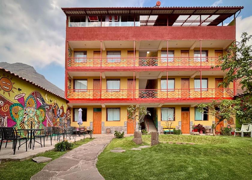 Cusco Region Pisac Exterior view