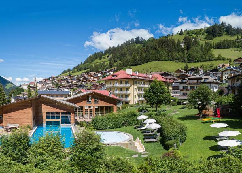 Trentino-Alto Adige Santa Cristina Val Gardena Exterior view
