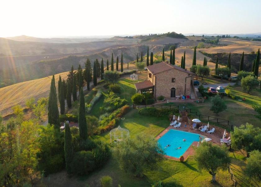 Tuscany Asciano Surrounding environment