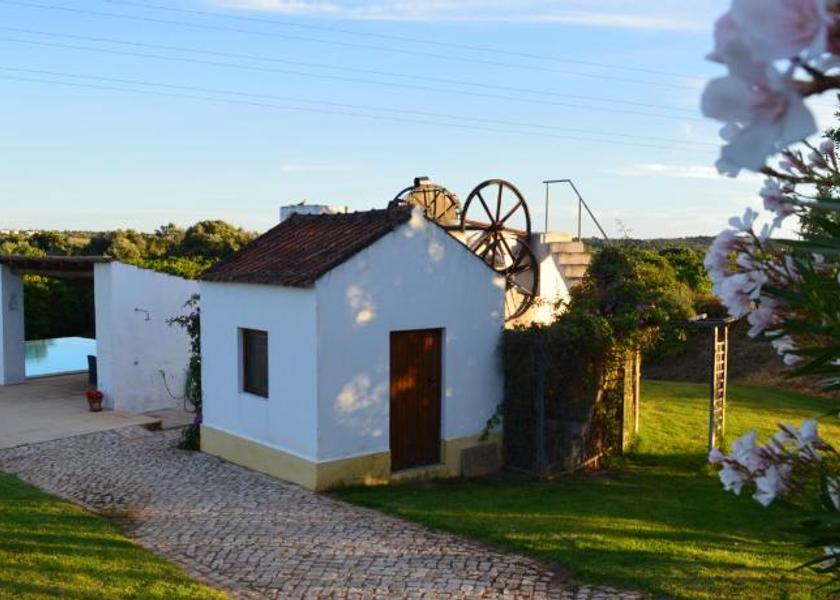 Faro Silves View