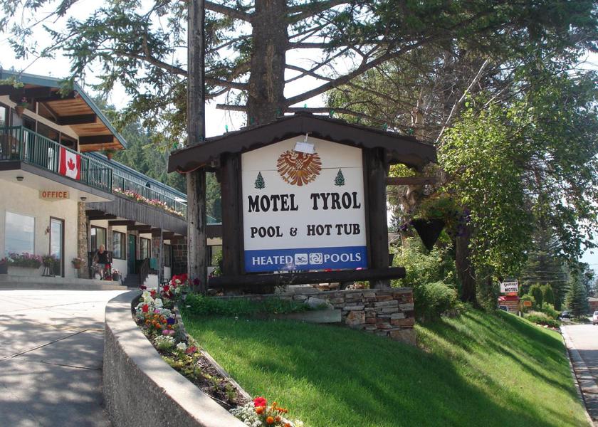 British Columbia Radium Hot Springs Entrance