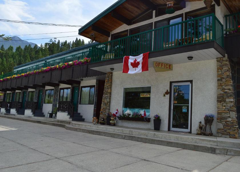 British Columbia Radium Hot Springs 