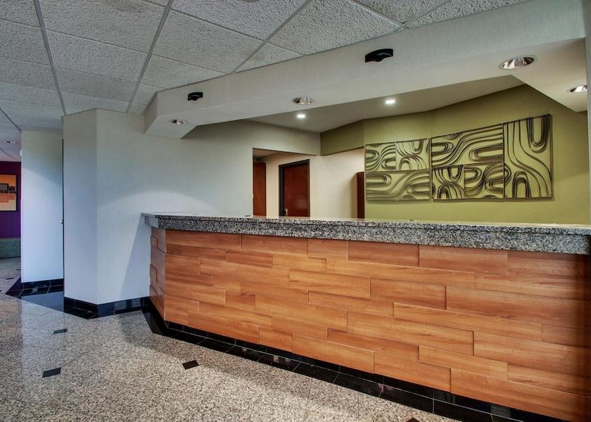 Indiana Evansville Lobby