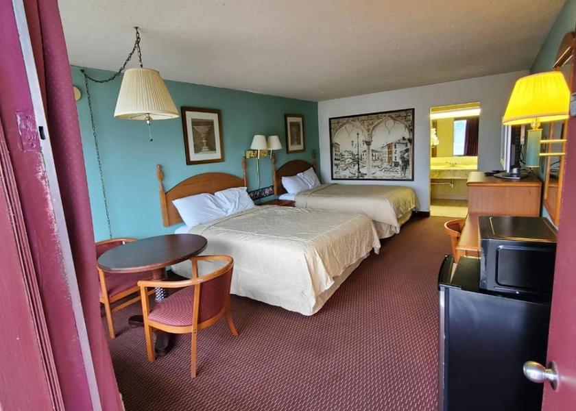Illinois West Frankfort Double Room with Two Double Beds