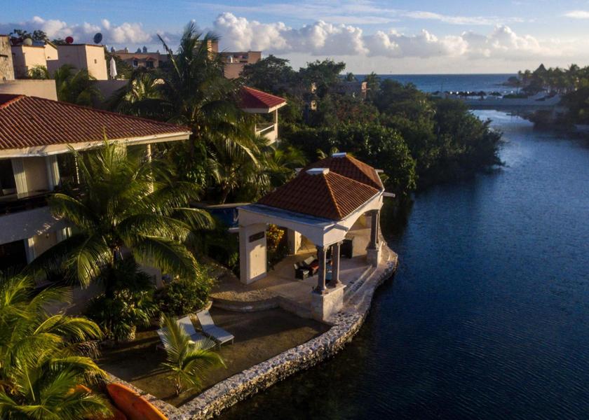 Quintana Roo Puerto Aventuras Facilities