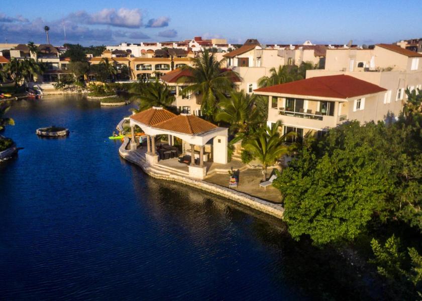 Quintana Roo Puerto Aventuras Facilities