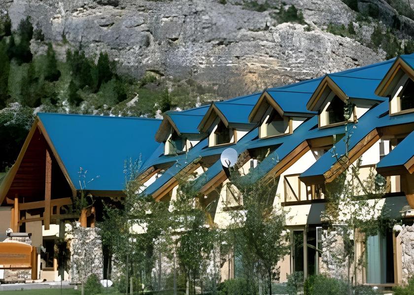 Alberta Waterton Park Exterior view