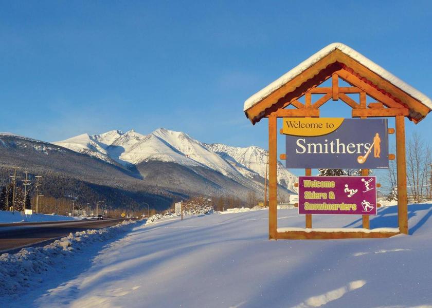 British Columbia Smithers Hotel Exterior