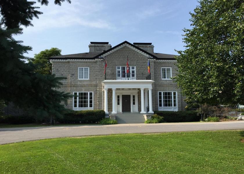 Ontario Kingston Exterior view