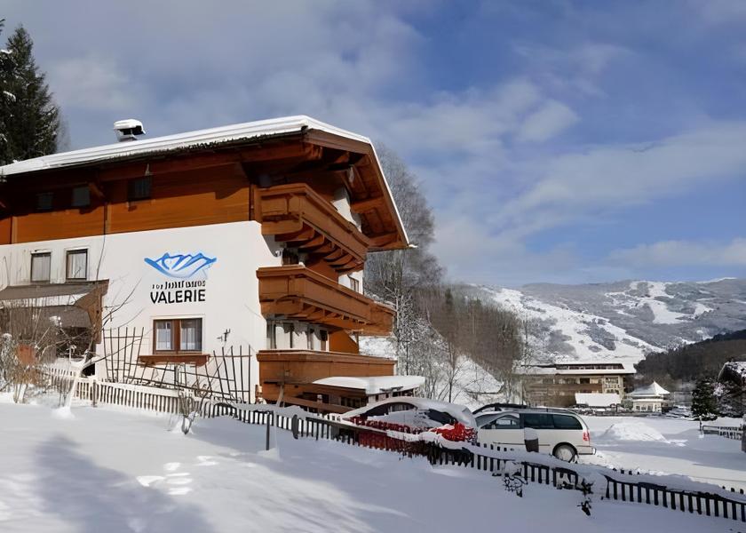 Salzburg State Saalbach-Hinterglemm Exterior view