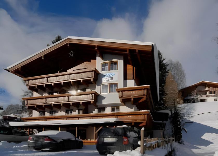 Salzburg State Saalbach-Hinterglemm Exterior view