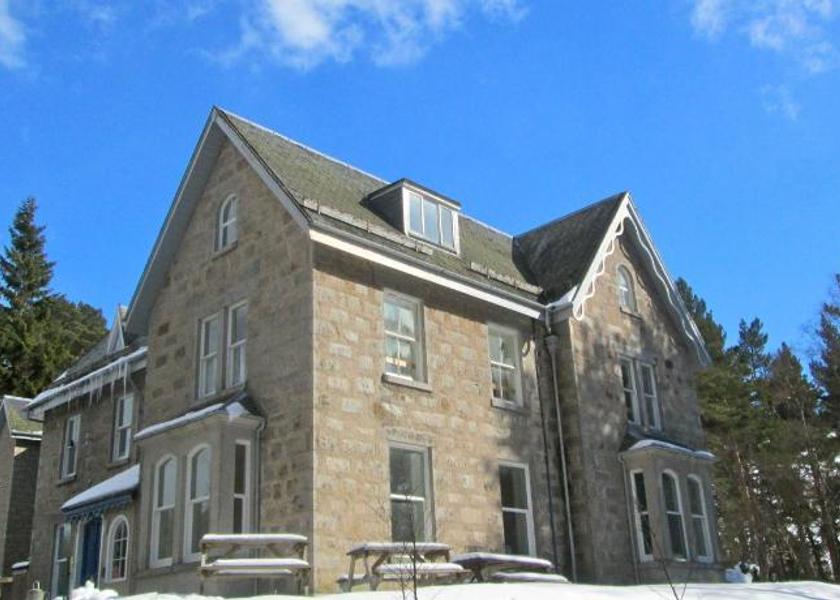 Scotland Ballater Exterior view