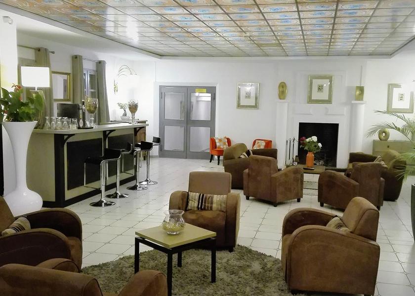 Provence-Alpes-Côte d'Azur Les Baux-de-Provence Shared lounge/TV area