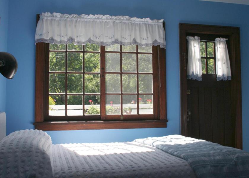 Alberta Waterton Park Double Room with Private Bathroom