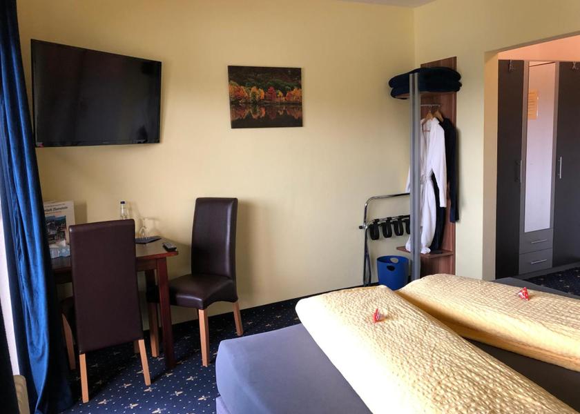 Bavaria Bayerisch Eisenstein Deluxe Double Room with Shower